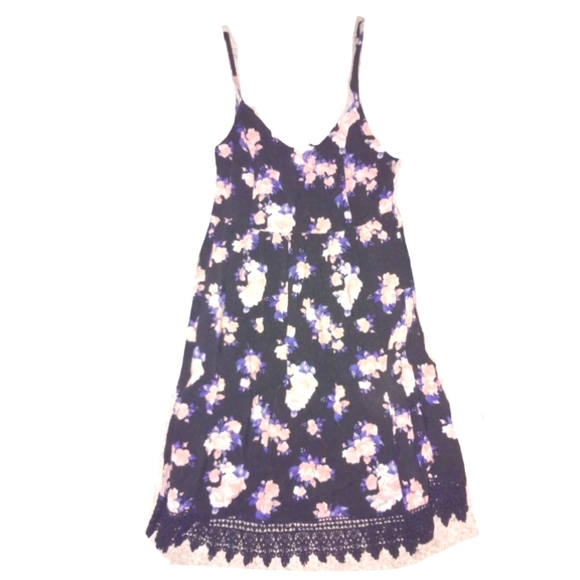 LA Hearts size small spaghetti strap dress with pink roses - Picture 3 of 4